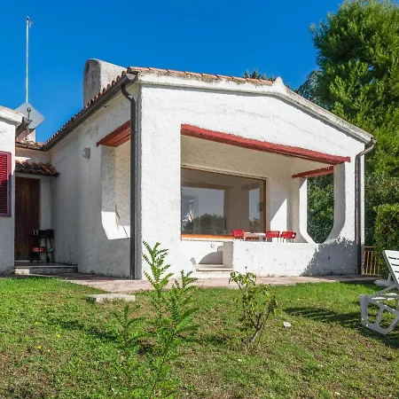 Appealing Holiday With Garden Fireplace And Parking Сasa de vacaciones